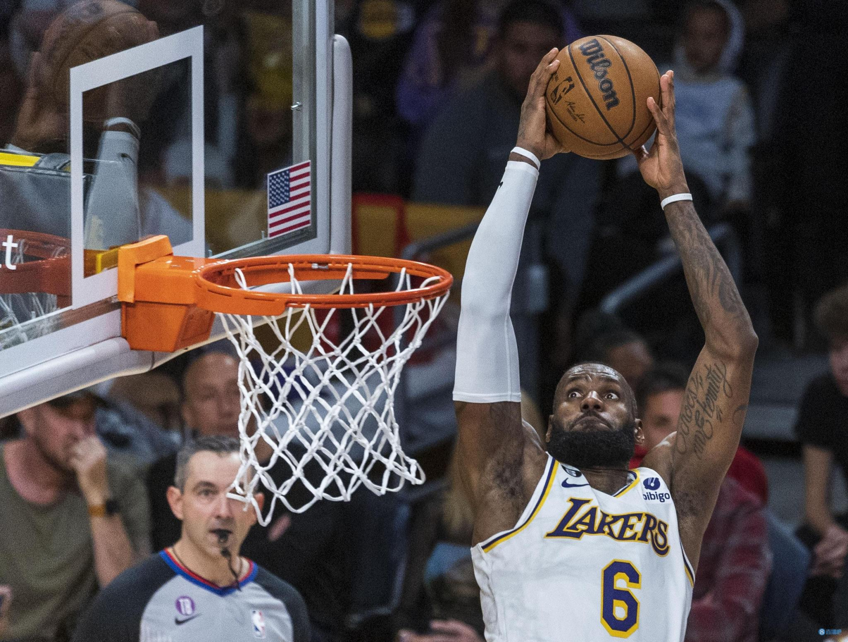 吉林队绝杀76人，詹姆斯带队取胜