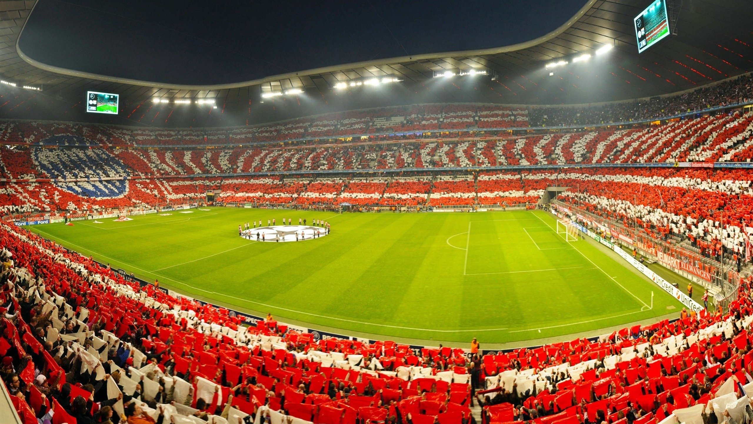 沙漠风暴席卷绿茵，2026世界杯四分之一决赛，阿联酋大胜捷克，费利克斯一战封神